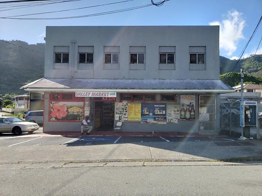 Palolo Valley Mart 2402 10th Ave Cho 808.737.8952