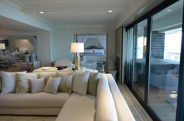 th DSC3437 th DSC3437