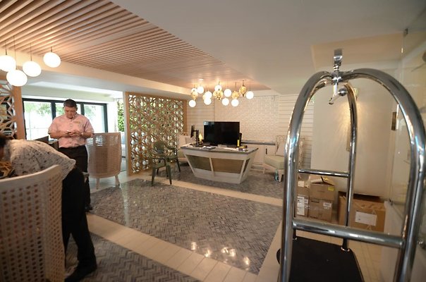 th DSC3379 th DSC3379