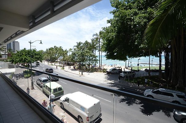 th DSC3409 th DSC3409