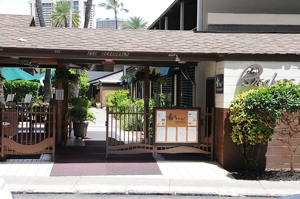 The Breakers Hotel 250 Beach Walk, Honolulu, HI 96815 c The Breakers Hotel 250 Beach Walk, Honolulu, HI 96815 c