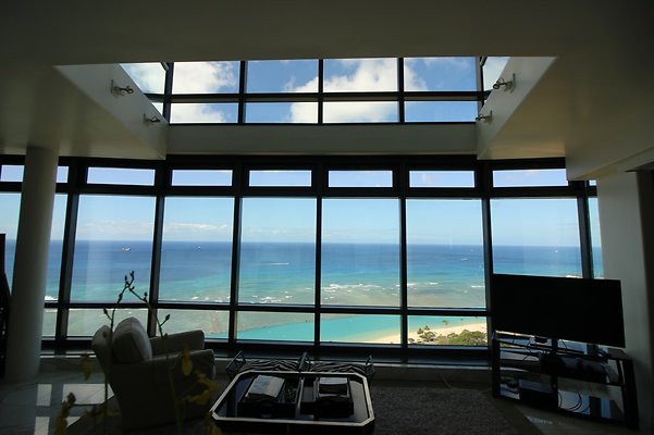 Nauru Tower Anna 386 7556