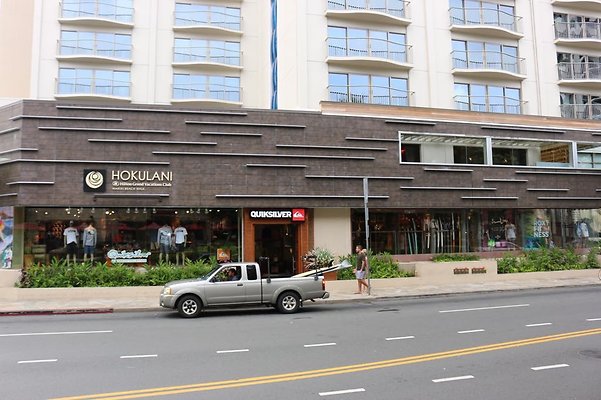 Hilton Hokulani Waikiki 2181 Kalakaua Ave William.Bethel 808.462.4022