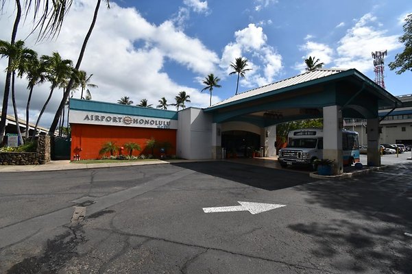 Airport Honolulu Hotel - Nimitz