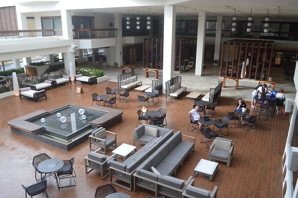 Marriott 2552 Kalakaua Ave - NEW Lobby - Kevin Ching 808.221.9449 cell