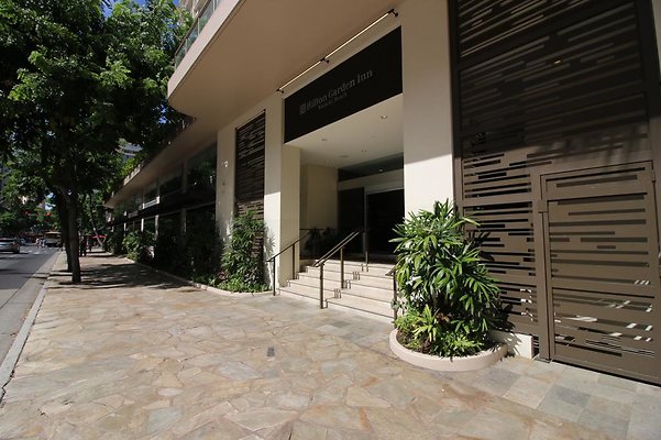 Waikiki Hilton Garden Inn 2330 Kuhio Ave Stephen Hinck 808.892.1821 Waikiki Hilton Garden Inn 2330 Kuhio Ave Stephen Hinck 808.892.1821