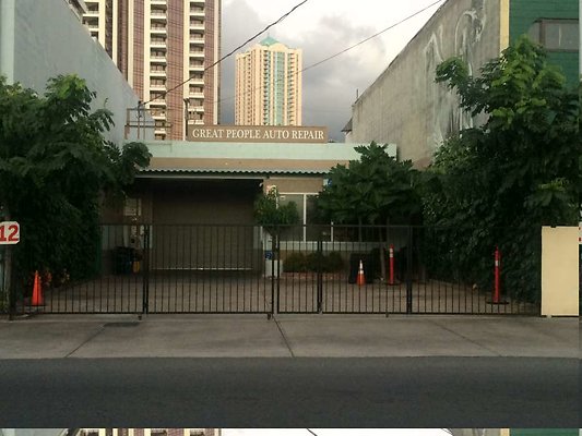 UNAPPROVED 812 Queen St- Good people Auto- 589.0066 UNAPPROVED 812 Queen St- Good people Auto- 589.0066