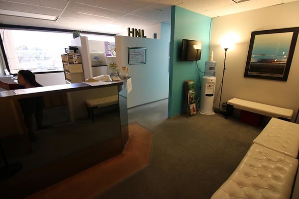 Kaimuki HNL Chiropractic 3615 Harding Ave #202 Dr. Chris Kasprick 808.373.6100 Kaimuki HNL Chiropractic 3615 Harding Ave #202 Dr. Chris Kasprick 808.373.6100