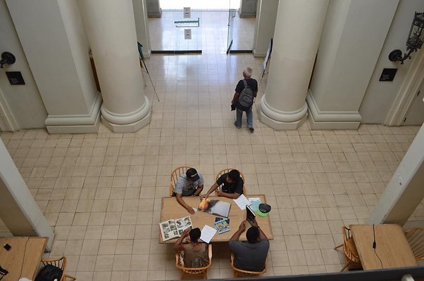 th DSC 0841 th DSC 0841