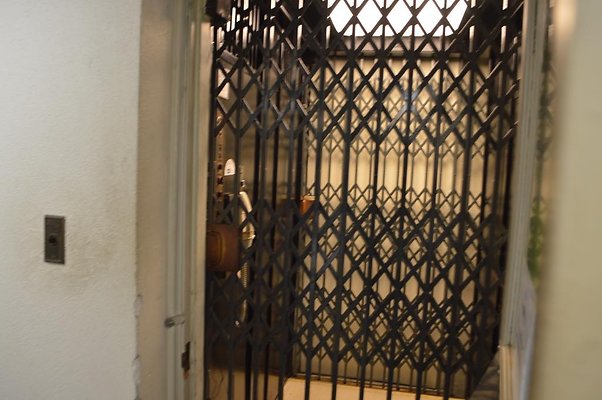 th DSC 0830 th DSC 0830