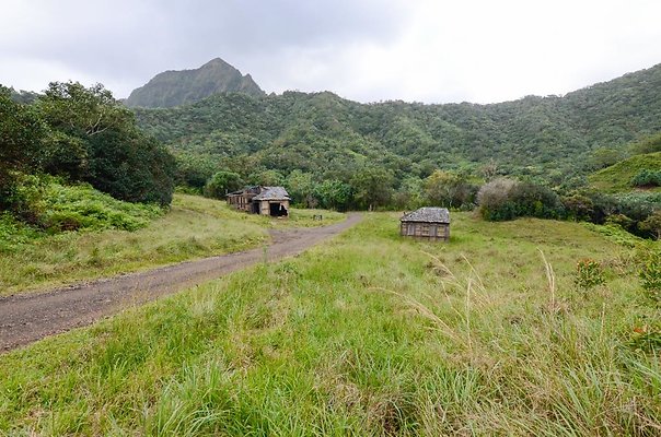 North Korean Village MPI Ep 218- Kualoa Ranch