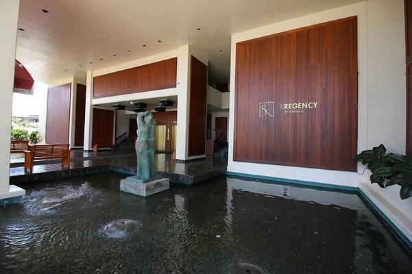 Kahala The Regency at Kahala 4340 Pahoa Ave Brian Busboso 808.734.7083