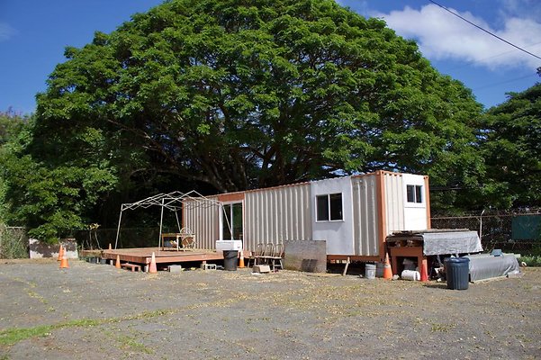 Heeia Kea - Aunty Rockys Trailer