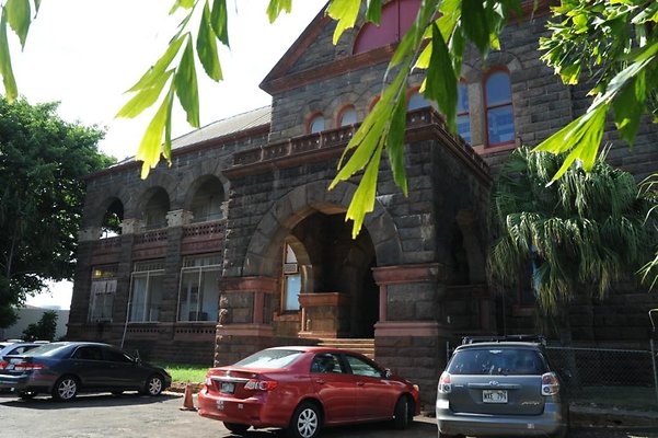 Kalihi Bishop Museum 1525 Bernice Street