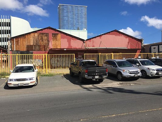 Kakaako 868 Queen St Nolan Borden 949.279.8296 Kakaako 868 Queen St Nolan Borden 949.279.8296