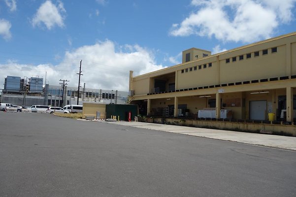 3077 Ualena St No Contact