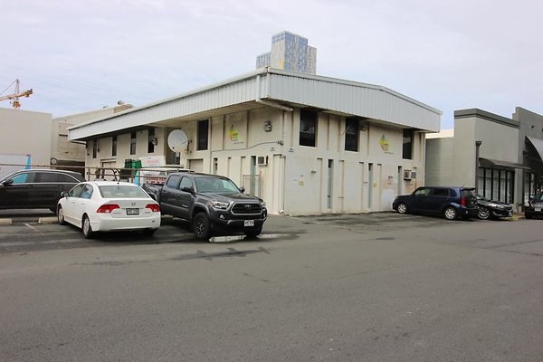 Kakaako Valenti Printing 999 Waimanu St Mary Valenti 808.265.4772 Kakaako Valenti Printing 999 Waimanu St Mary Valenti 808.265.4772