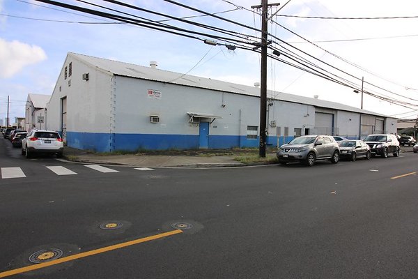 Kalihi 115 Mokauea St Alex Yen 408.912.6649 Kalihi 115 Mokauea St Alex Yen 408.912.6649