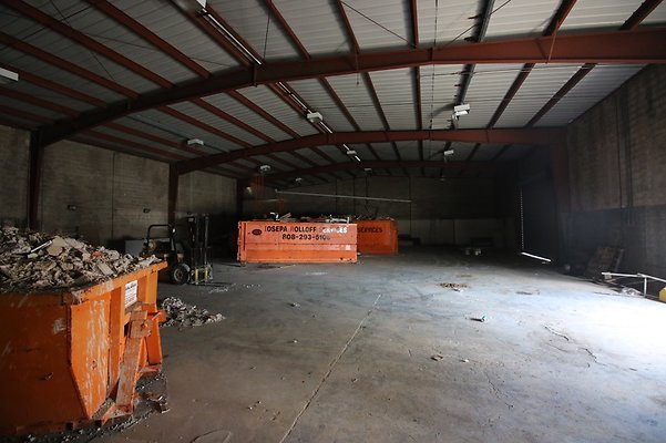 Airport 2856 Ualena St Cathy Luke 808.524.0129-Timmy Contact