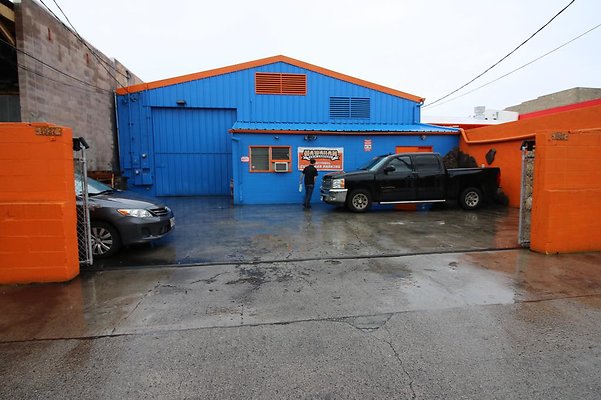 Kalihi Hawaiian Chip Co Warehouse#1 1927 Republican St Jimmy.Chan 808.845.9868 Kalihi Hawaiian Chip Co Warehouse#1 1927 Republican St Jimmy.Chan 808.845.9868