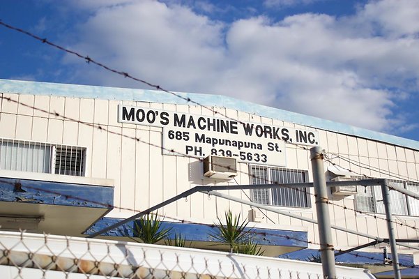Moo Machine Works - scout when open? Moo Machine Works - scout when open?