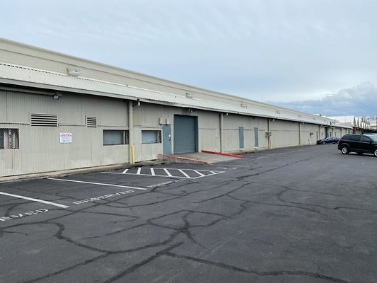 Kalihi 1632 Hart St Issac Omura 808.286.7835 Kalihi 1632 Hart St Issac Omura 808.286.7835