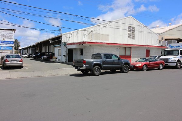 Sand Island 192 Mohonua Pl Alex Yen 408.912.6649 Sand Island 192 Mohonua Pl Alex Yen 408.912.6649