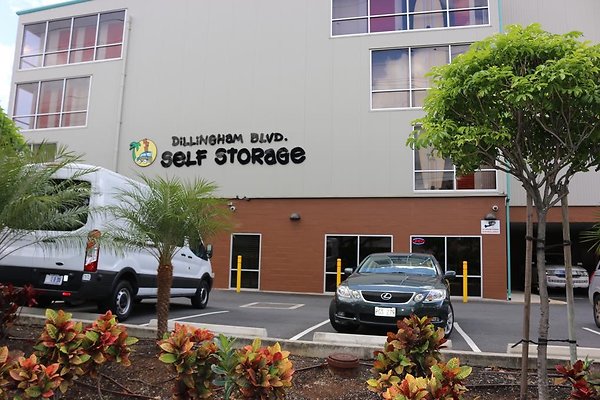 Kalihi-Dillingham Self Storage 935 Dillingham Blvd Nanette.York 808.841.9555 Kalihi-Dillingham Self Storage 935 Dillingham Blvd Nanette.York 808.841.9555