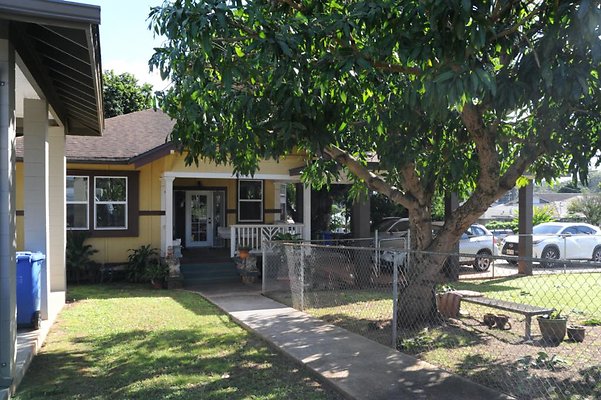 Wahiawa 211 Kilani Ave Jim King (Owner)-Tessie 808.478.3245 Wahiawa 211 Kilani Ave Jim King (Owner)-Tessie 808.478.3245