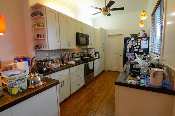 th DSC2441 th DSC2441