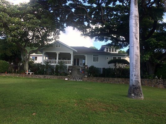 Manoa 2146 Kamehameha Ave Debbie Tajiri 256-3589 Manoa 2146 Kamehameha Ave Debbie Tajiri 256-3589