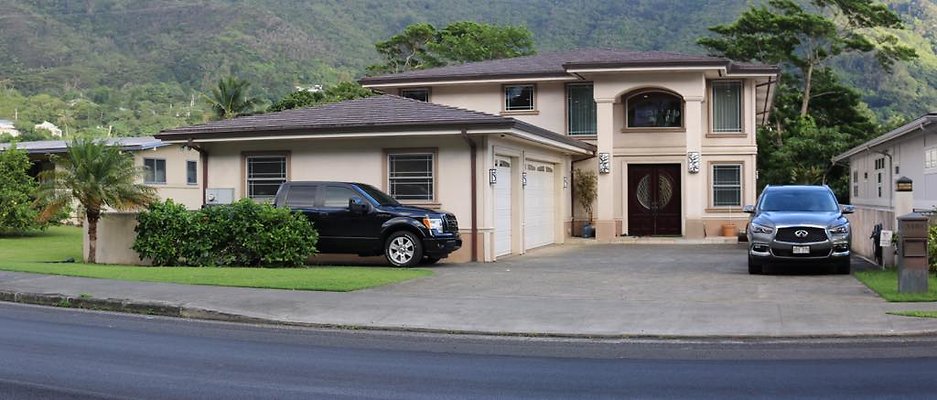 Manoa 3403 Manoa Rd Lyn Hong 808.542.8943