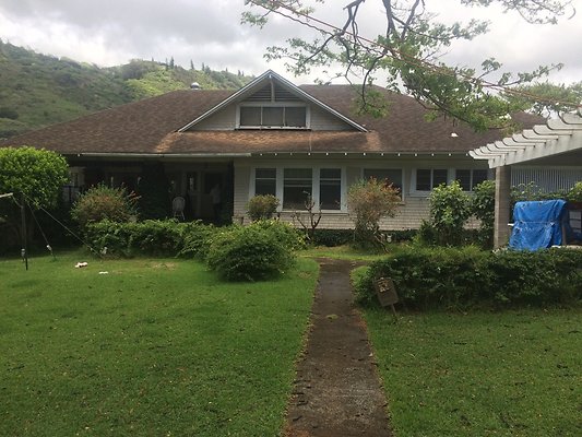 Manoa 2544 Alaula Way Kyle Dong 808.358.1521 Manoa 2544 Alaula Way Kyle Dong 808.358.1521