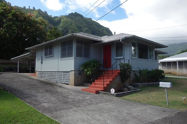 Manoa 3140 Manoa Rd Manoa 3140 Manoa Rd