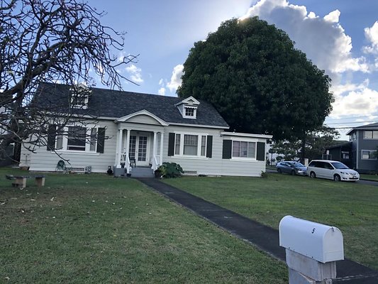 Manoa 2205 Hyde St Michelle (808) 694-9997 Manoa 2205 Hyde St Michelle (808) 694-9997