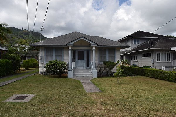 Manoa 2312 Kaala St - Marc Nasser 808.351.4195 Manoa 2312 Kaala St - Marc Nasser 808.351.4195