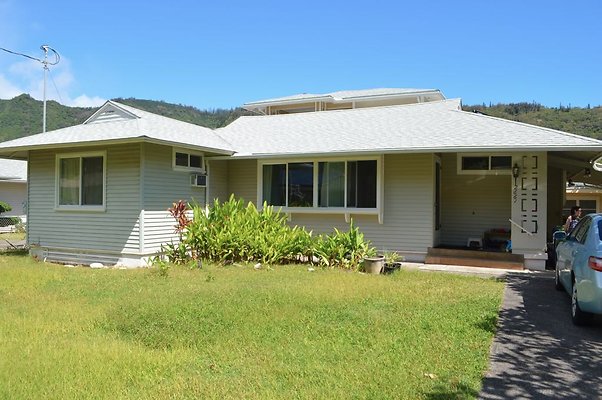 th DSC 1044 hero th DSC 1044 hero