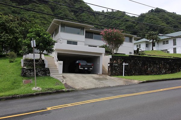 Manoa 3126 Oahu Ave Kay Mukaigawa-realtor-808.479.9090