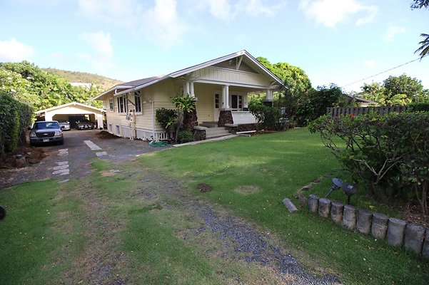 Manoa 2723 Oahu Ave Michael Yoshida 415.309.7598